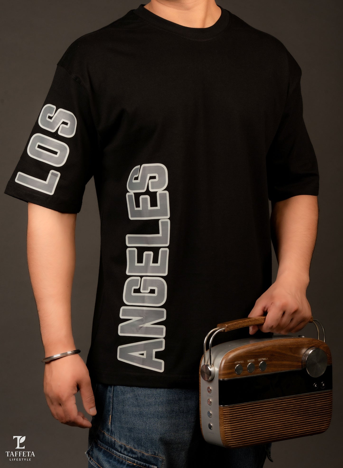 Street Style Black Crew Neck T-Shirt – Los Angeles Edition